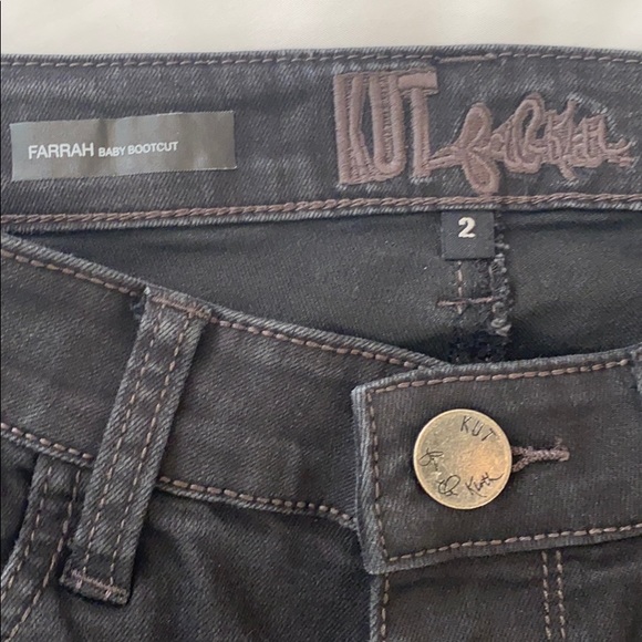 Kut from the Kloth Mid Rise Farrah boot cut Jeans - Picture 4 of 5